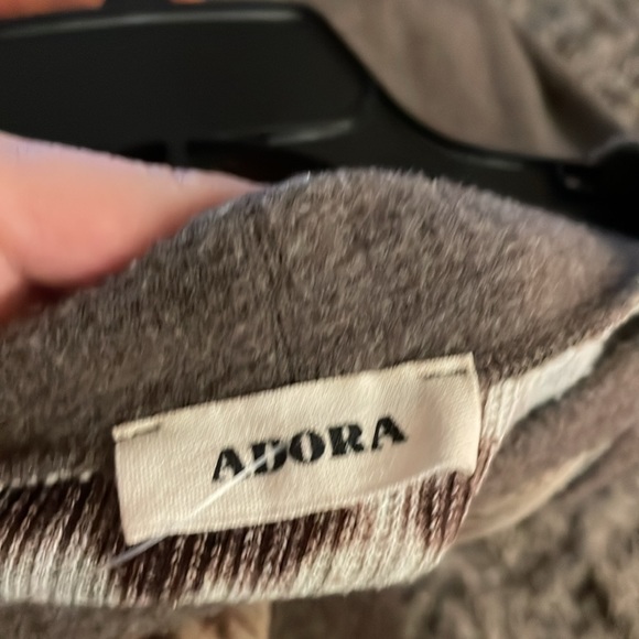 Adora womens sweater. Size XL - Picture 5 of 5